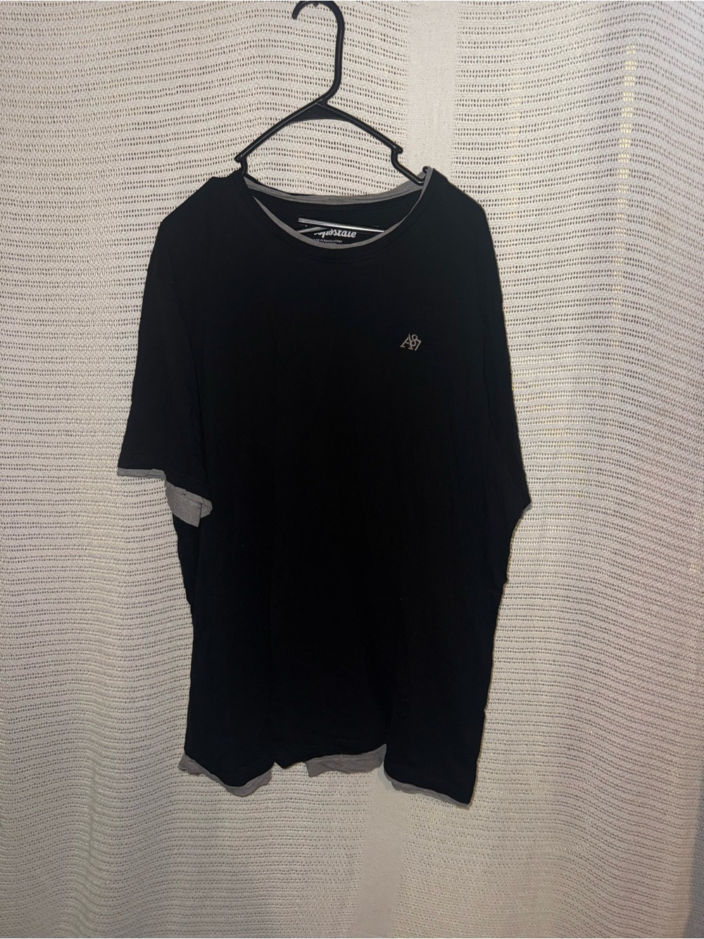 Aeropostale Black Short Sleeve Tee with Subtle Logo
